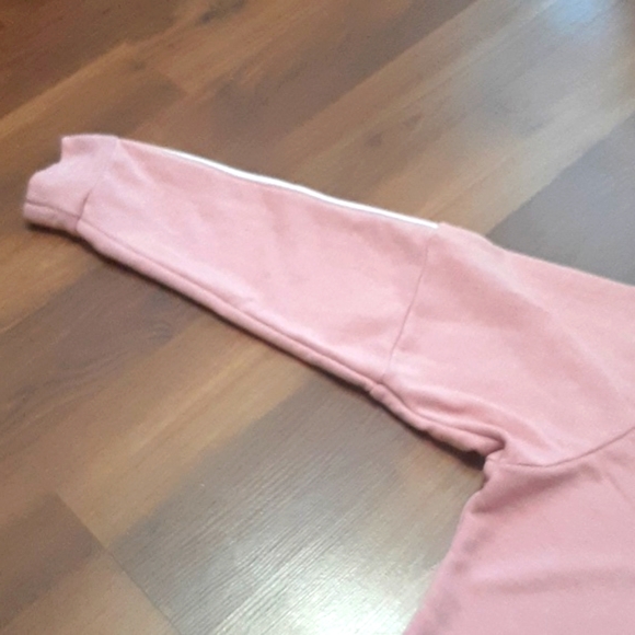 PUMA Hoody Soft Candy Pink with White Logo on Front & Arms Size M - Picture 8 of 14